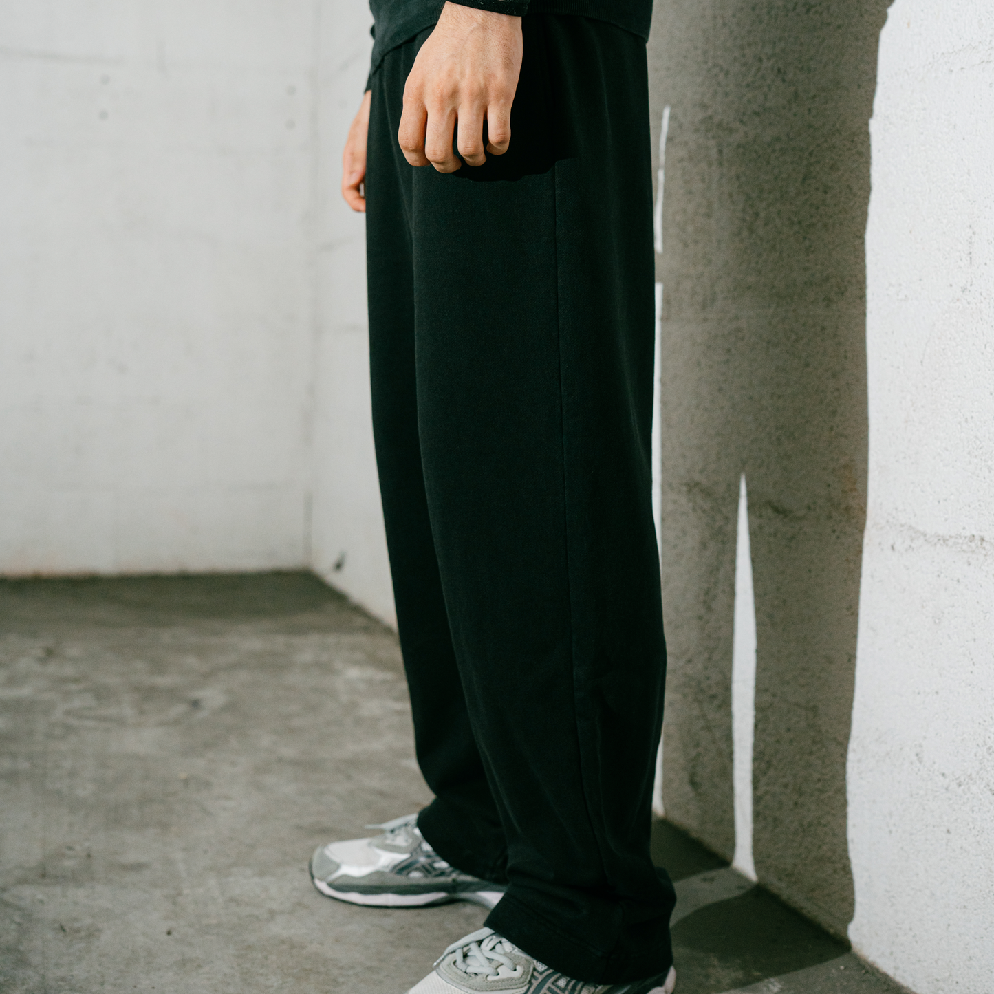 Graphite Black Relaxed Sweatpants